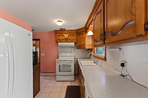 71 Acrebrook Dr, Chicopee, MA 01020 photo 8