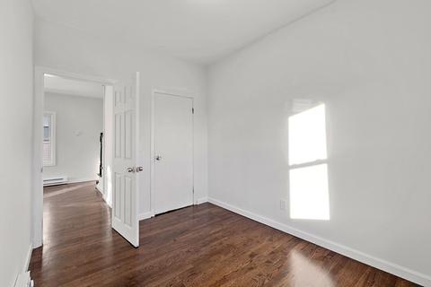 128 Tremont St, Fall River, MA 02720 photo 15
