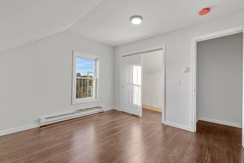 128 Tremont St, Fall River, MA 02720 photo 20