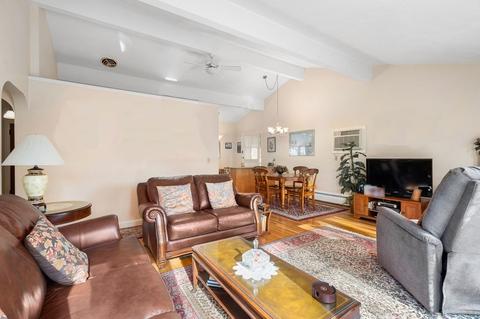 2 Richards Rd, Beverly, MA 01915 photo 9