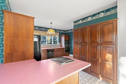 80 Smith Rd, Milton, MA 02186 photo 14