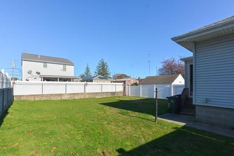 672 Cambridge St, Fall River, MA 02721 photo 34
