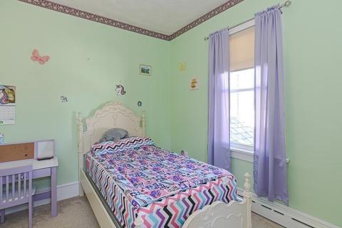 672 Cambridge St, Fall River, MA 02721 photo 22