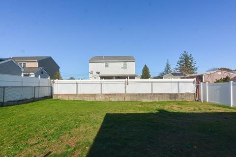 672 Cambridge St, Fall River, MA 02721 photo 33