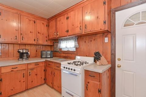 672 Cambridge St, Fall River, MA 02721 photo 30
