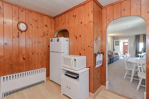672 Cambridge St, Fall River, MA 02721 photo 27