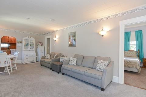 672 Cambridge St, Fall River, MA 02721 photo 9