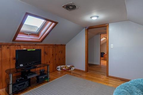 35 Dewey St, Fall River, MA 02720 photo 35