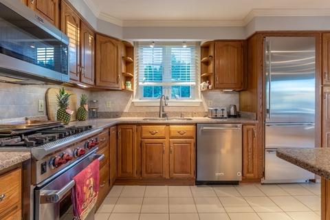 35 Dewey St, Fall River, MA 02720 photo 19