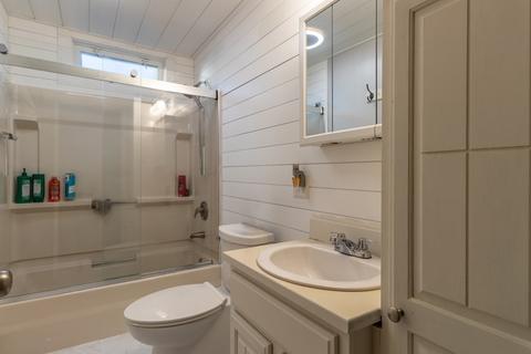 35 Dewey St, Fall River, MA 02720 photo 26