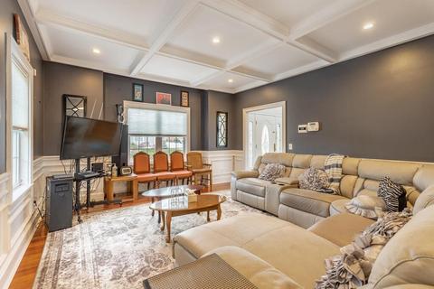 3 Hazel St, Worcester, MA 01604 photo 8