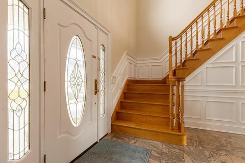 3 Hazel St, Worcester, MA 01604 photo 5