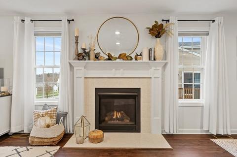 27 Bittersweet Blvd, Worcester, MA 01607 photo 5