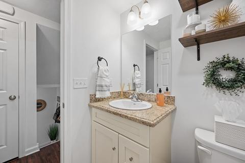 27 Bittersweet Blvd, Worcester, MA 01607 photo 15