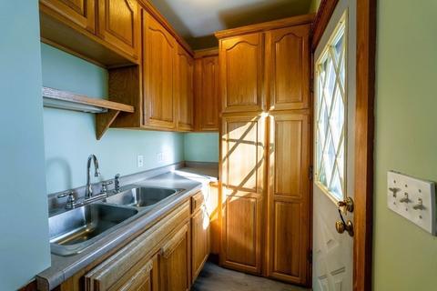 49 Dana Ave, Worcester, MA 01604 photo 8