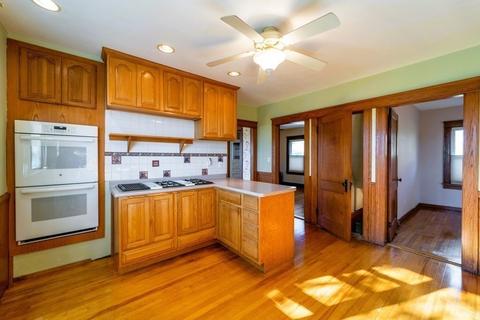 49 Dana Ave, Worcester, MA 01604 photo 4