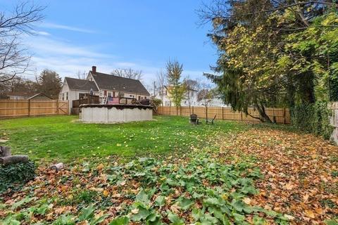 34 Glidden St, Beverly, MA 01915 photo 35