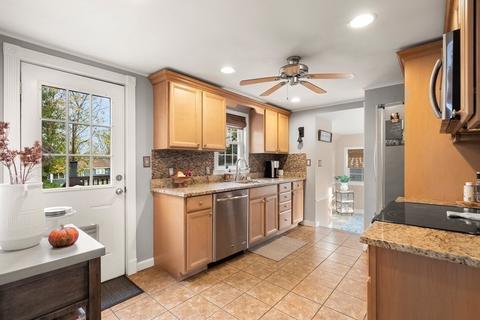 34 Glidden St, Beverly, MA 01915 photo 18