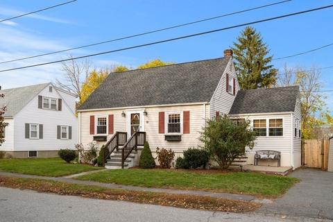 34 Glidden St, Beverly, MA 01915 photo 1