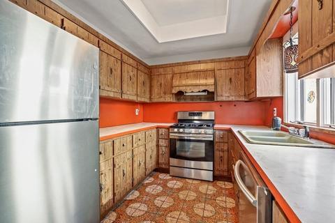 21 Autumn St, Everett, MA 02149 photo 9