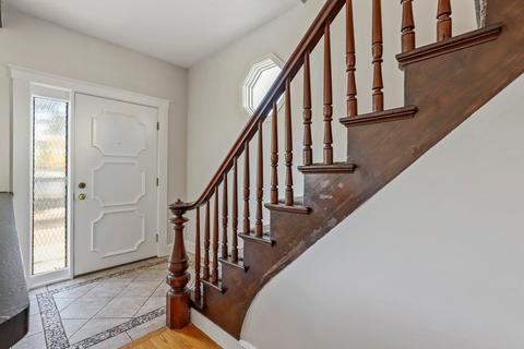 21 Autumn St, Everett, MA 02149 photo 11