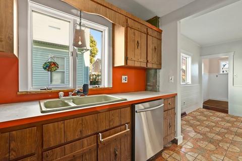 21 Autumn St, Everett, MA 02149 photo 10