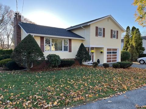 7 Biscayne Ave, Saugus, MA 01906 photo 1
