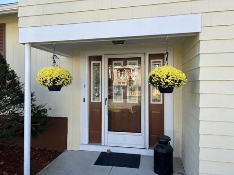 7 Biscayne Ave, Saugus, MA 01906 photo 3