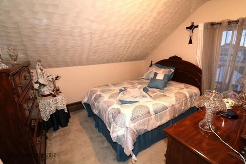 291 Tower St, Fall River, MA 02724 photo 32