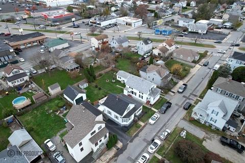 291 Tower St, Fall River, MA 02724 photo 10