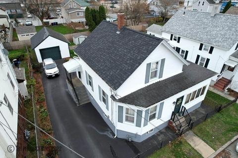 291 Tower St, Fall River, MA 02724 photo 6