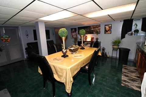 291 Tower St, Fall River, MA 02724 photo 15
