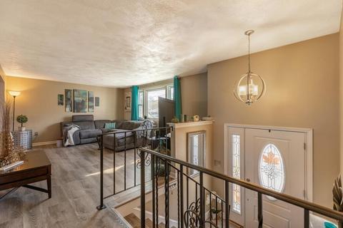 328 Ash St, Reading, MA 01867 photo 3