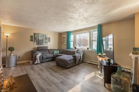 328 Ash St, Reading, MA 01867 photo 4