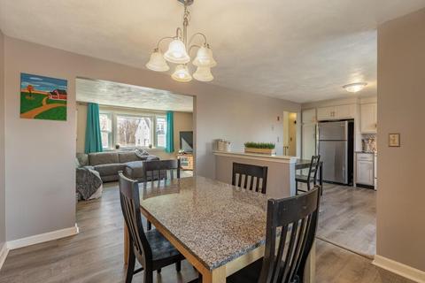 328 Ash St, Reading, MA 01867 photo 9