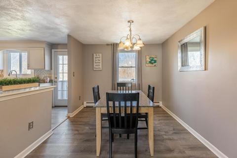 328 Ash St, Reading, MA 01867 photo 7