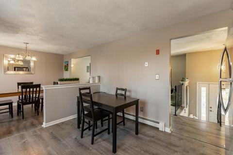 328 Ash St, Reading, MA 01867 photo 13