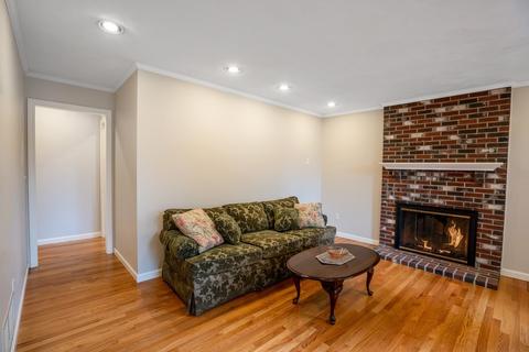 19 Bailin Dr, Worcester, MA 01604 photo 8