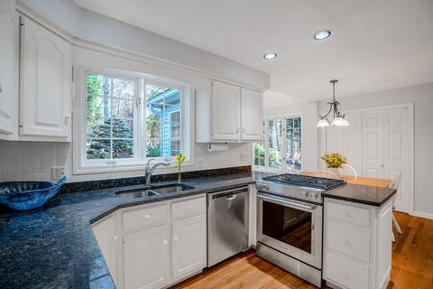 19 Bailin Dr, Worcester, MA 01604 photo 14