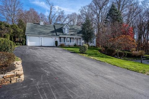 19 Bailin Dr, Worcester, MA 01604 photo 2