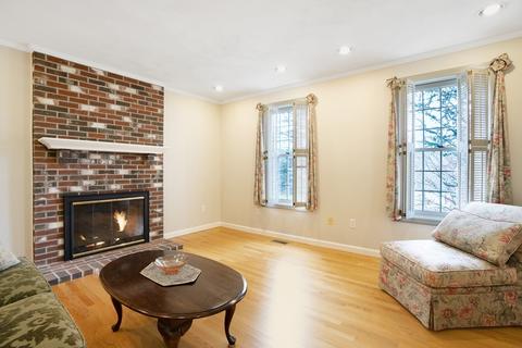 19 Bailin Dr, Worcester, MA 01604 photo 10