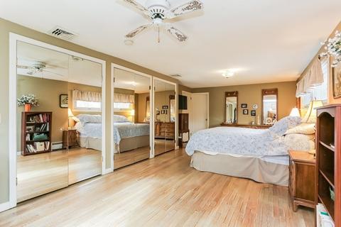 101 Pinecrest Dr, Springfield, MA 01118 photo 20