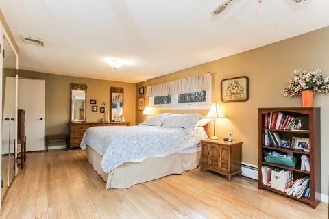 101 Pinecrest Dr, Springfield, MA 01118 photo 19