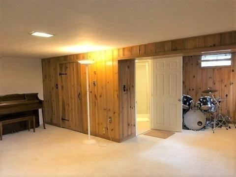 79 Lynebrook Rd, Springfield, MA 01118 photo 28