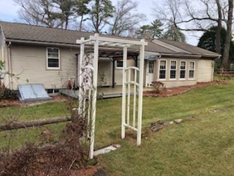 79 Lynebrook Rd, Springfield, MA 01118 photo 17
