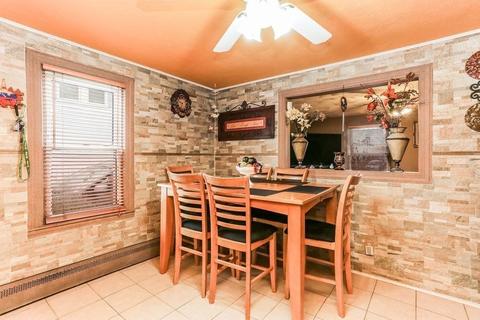 23 Campechi St, Springfield, MA 01104 photo 9