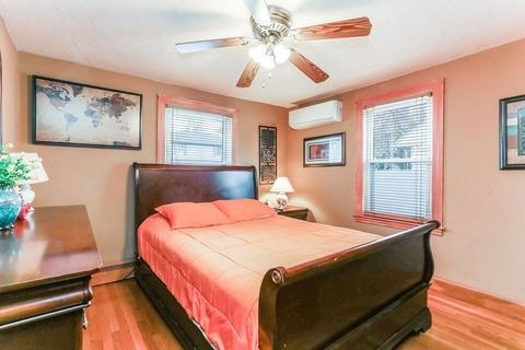 23 Campechi St, Springfield, MA 01104 photo 19