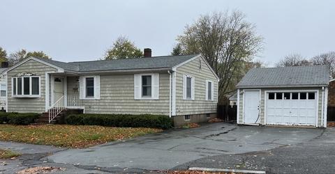 43 Longmeadow Rd, Beverly, MA 01915 photo 2