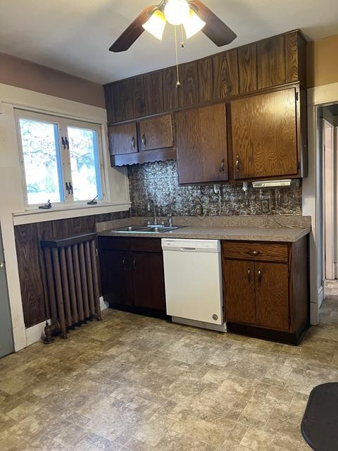 92 Malden St, Springfield, MA 01108 photo 10