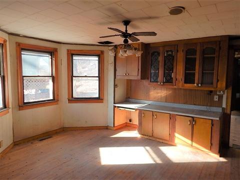 25 High St, Orange, MA 01364 photo 5